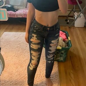 AMERICAN EAGLE JEANS